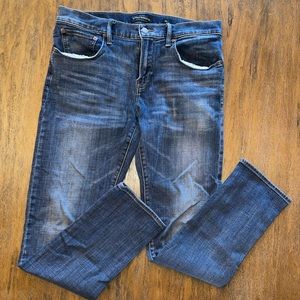 Men’s Lucky Brand 110 Skinny. Size 33/32.